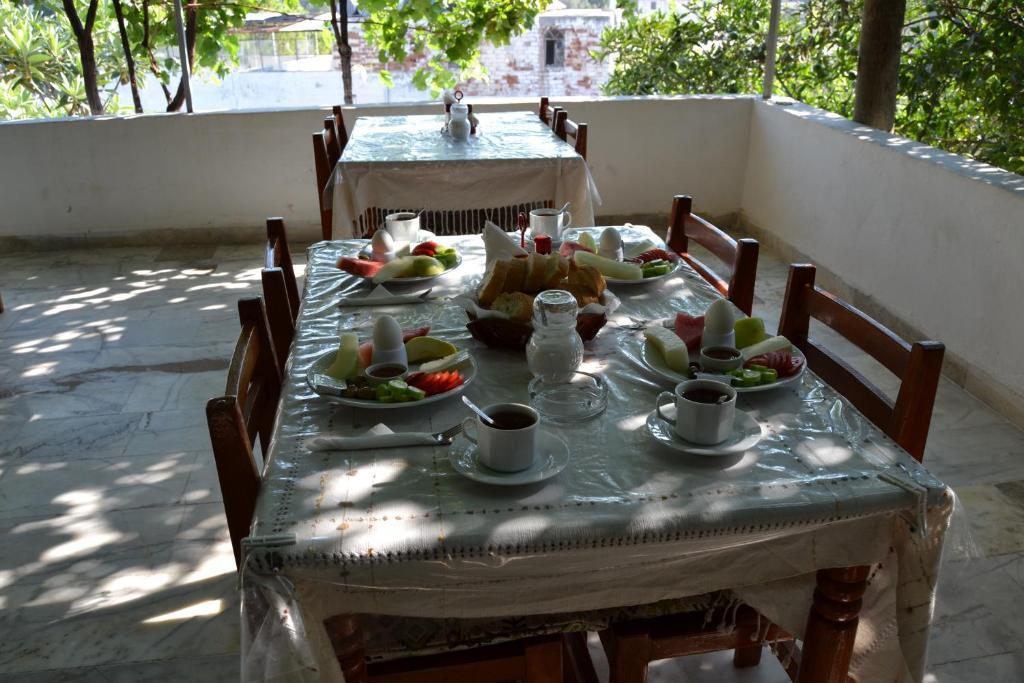 Sulo Pension Patara Bagian luar foto