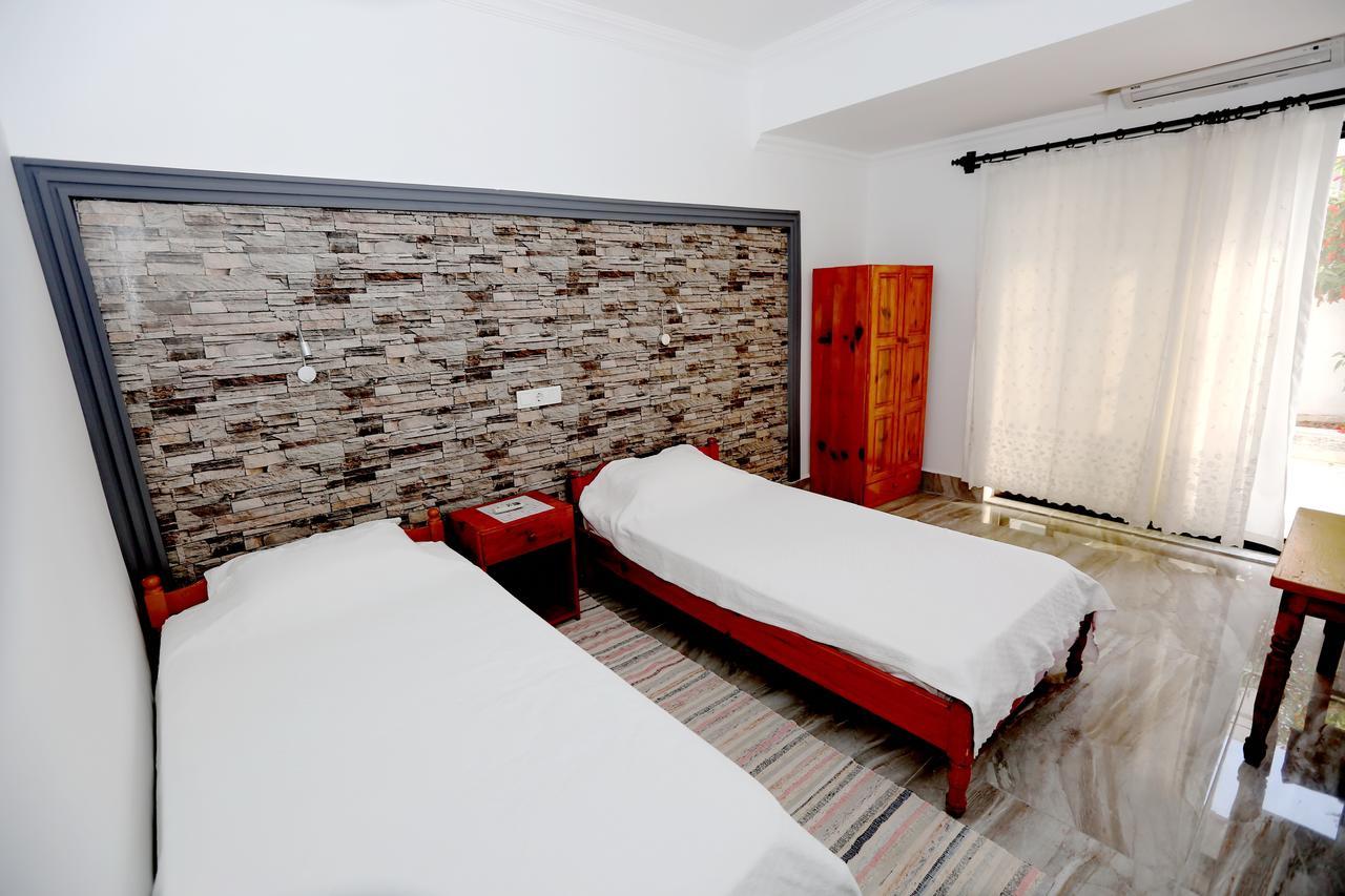 Sulo Pension Patara Bagian luar foto